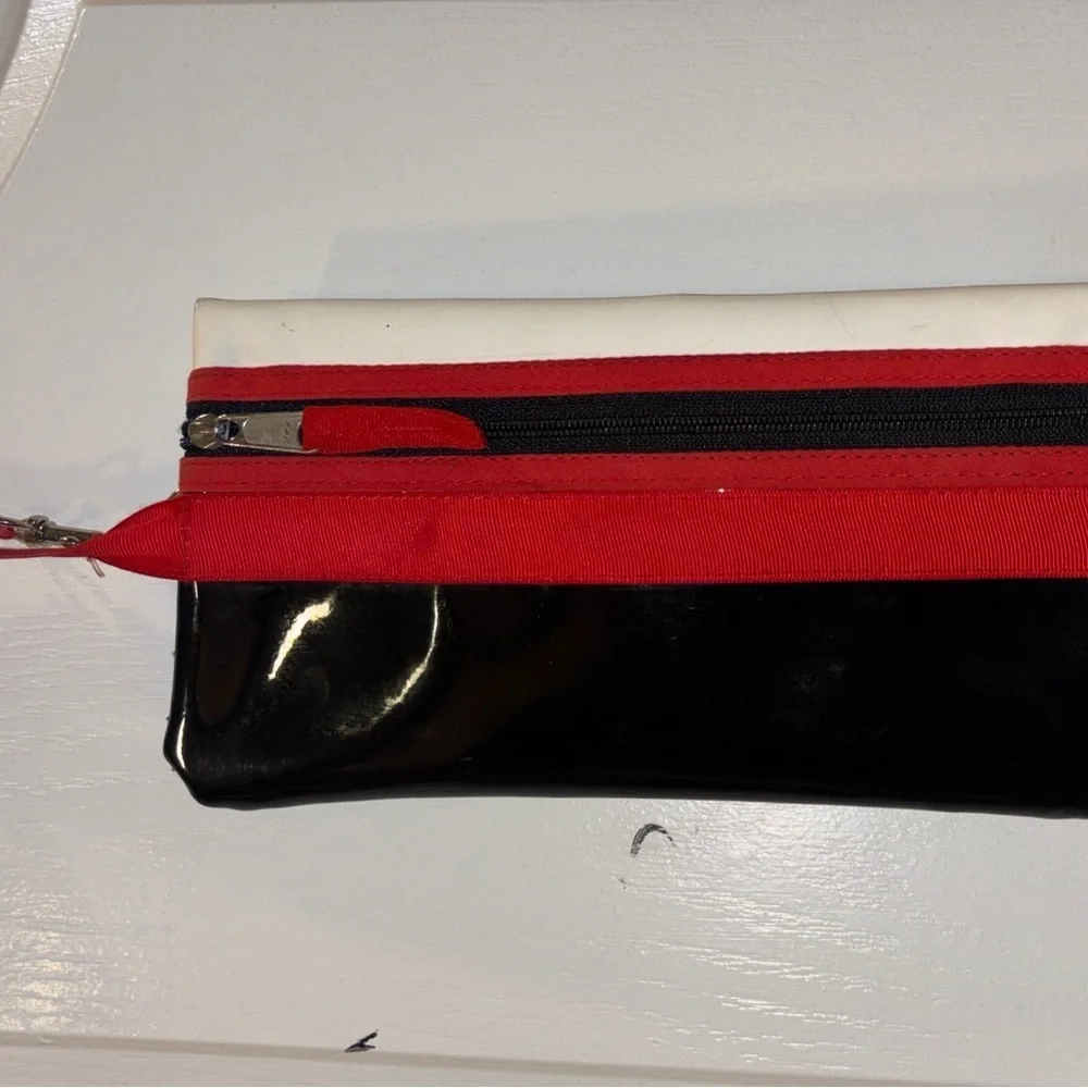 RED AND BLACK AND WHITE CLUTCH/WRISTLET SILVER HARDWARE BLACK PATENT LEATHER